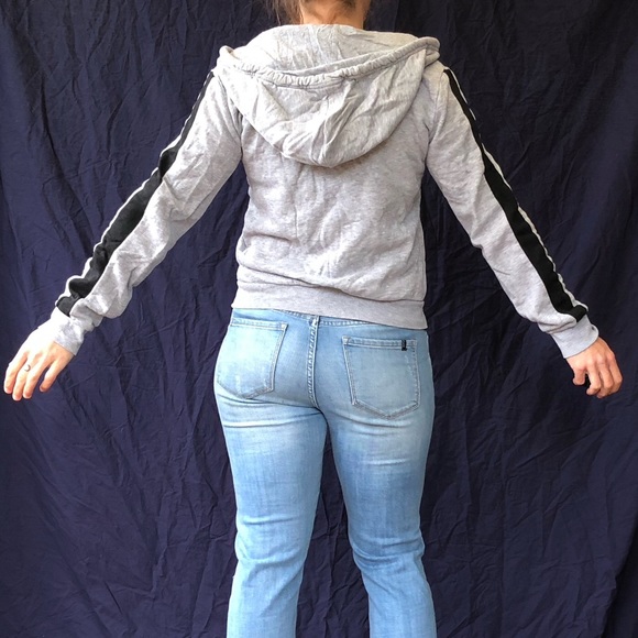 Grey hoody with black arm stripe - Picture 2 of 8